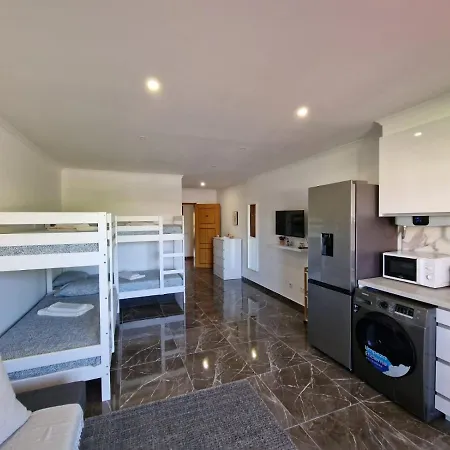 Stunning Near Clubs Apartamento *